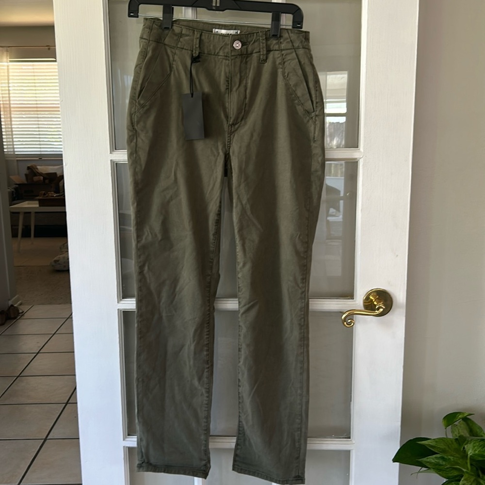 NEW | PAIGE Evereve Drew Pant in Vintage Ivy Green